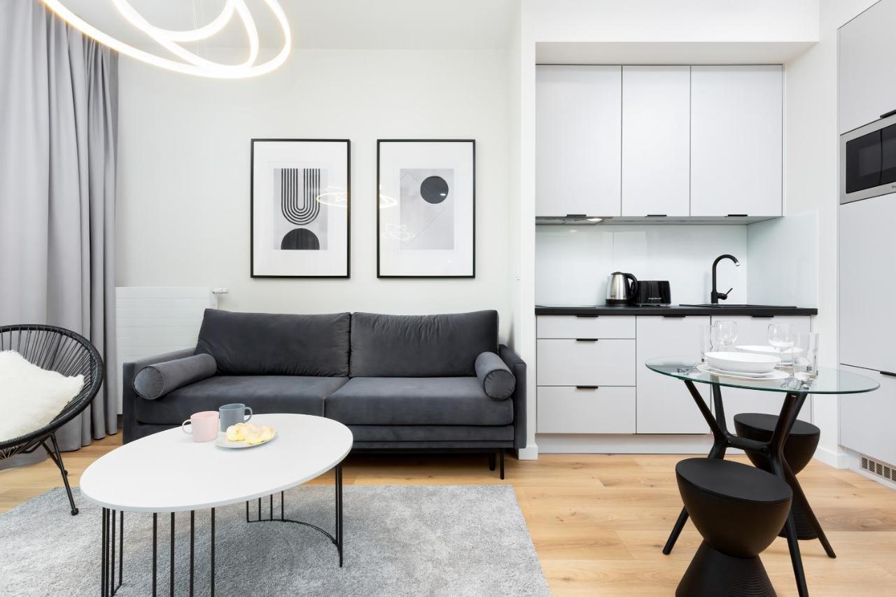 Apartments Browary Warszawskie By Noclegi Renters Varsovie Extérieur photo