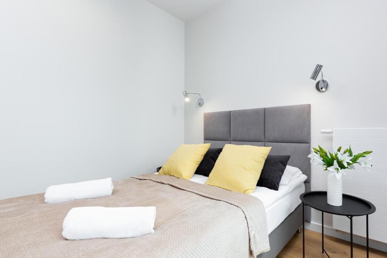 Apartments Browary Warszawskie By Noclegi Renters Varsovie Extérieur photo