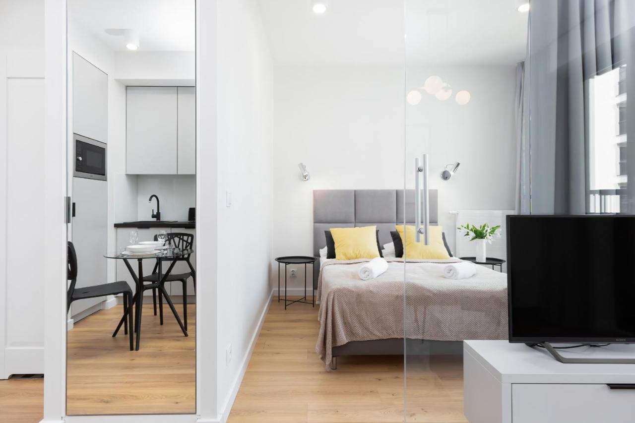Apartments Browary Warszawskie By Noclegi Renters Varsovie Extérieur photo