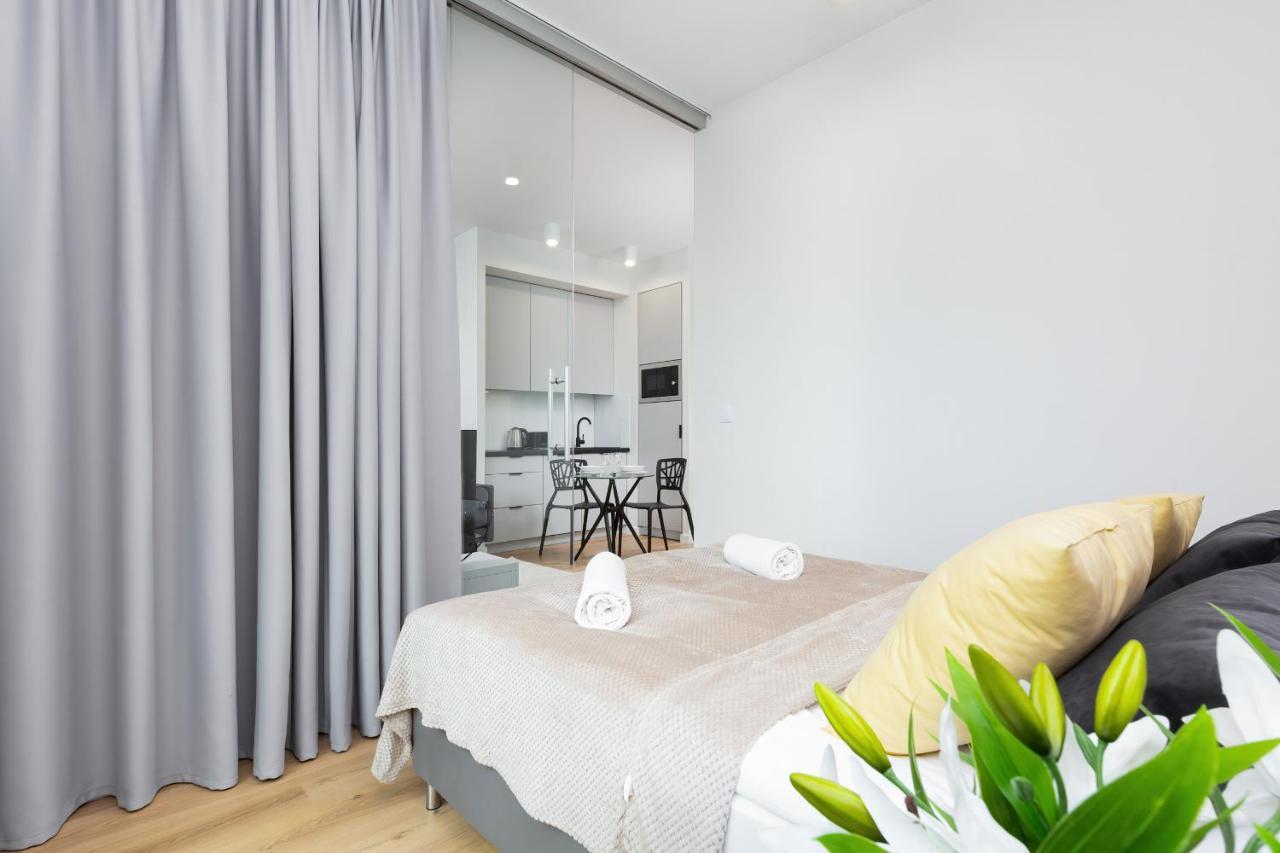 Apartments Browary Warszawskie By Noclegi Renters Varsovie Extérieur photo